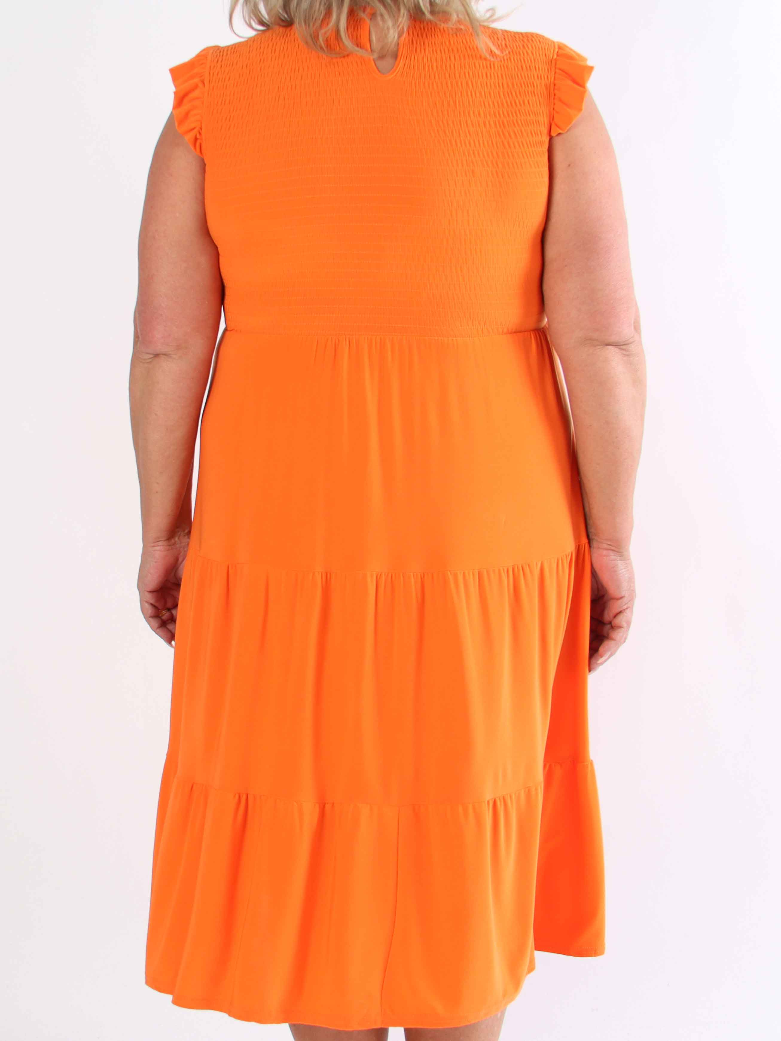 Kelly Sleeveless - Elastisk plus size kjole med smock over brystet